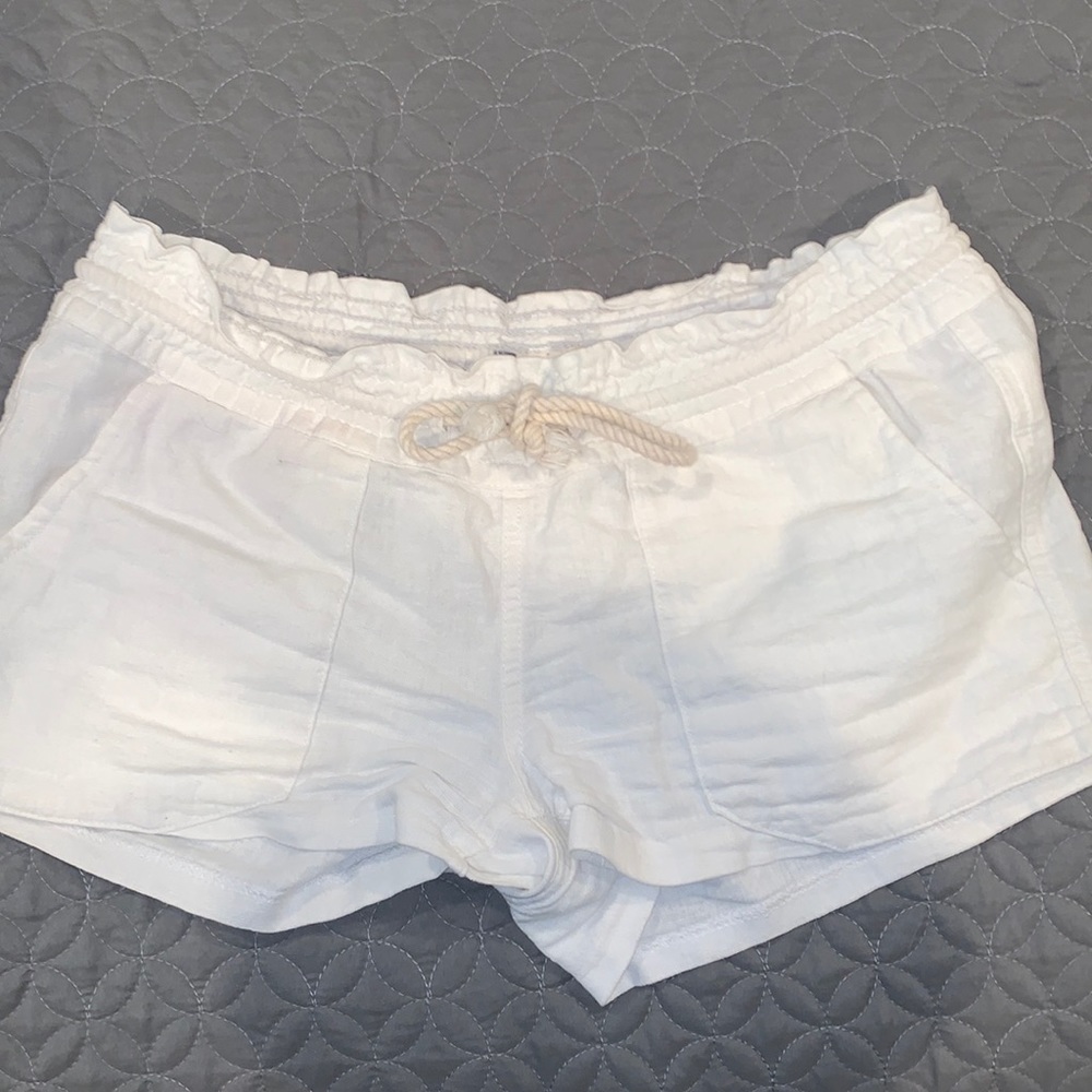 women’s roxy beach shorts